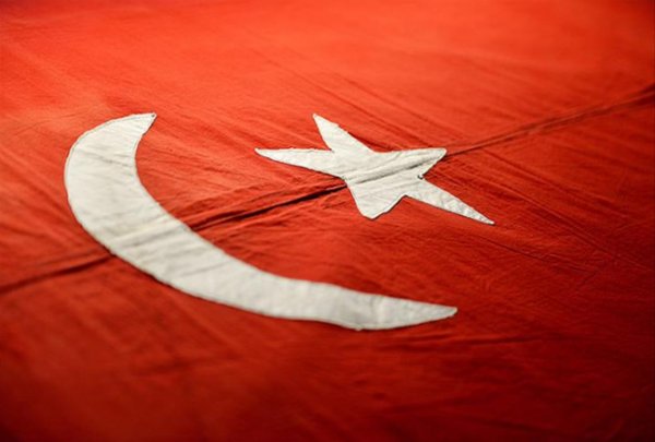 [Resim: turk-bayraginin-tarihcesi.jpg]